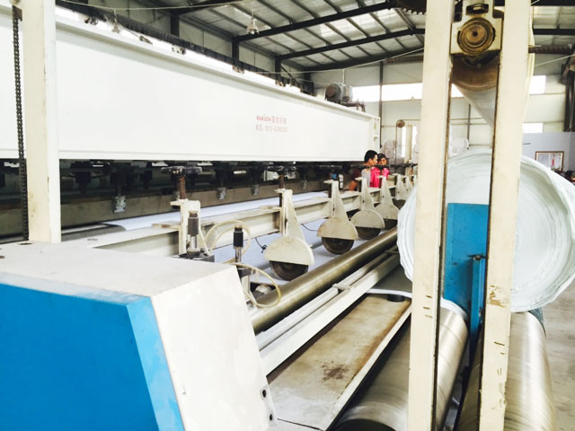 短纖針刺土工布生產(chǎn)線